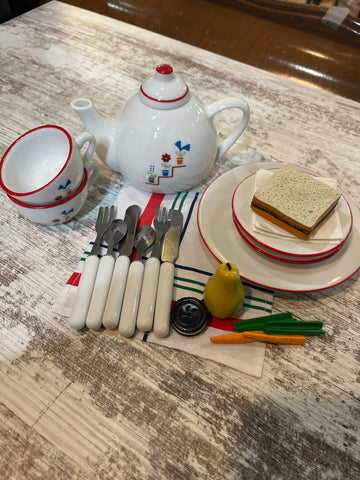 Retired Molly’s Birthday Tea Set