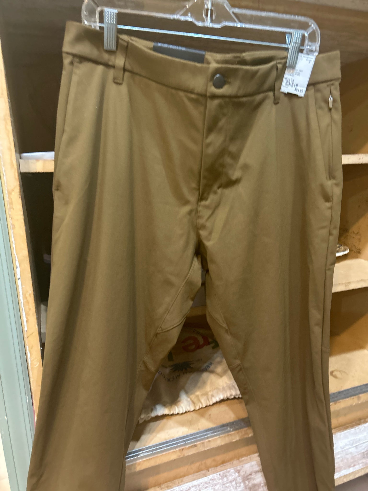 NWT Lululemon Men’s Brown Commission Pants