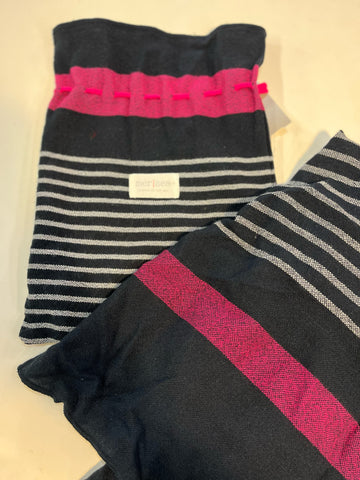 Mersea Navy & Fuchsia Travel Wrap