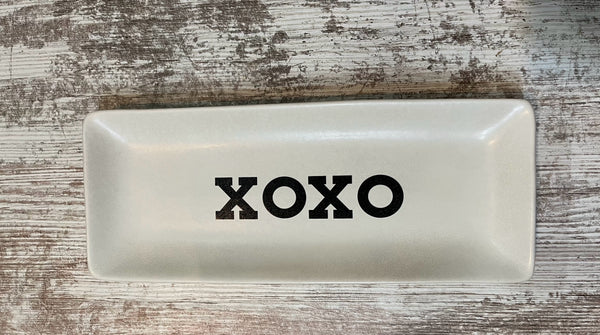 Pottery Barn XOXO Plate