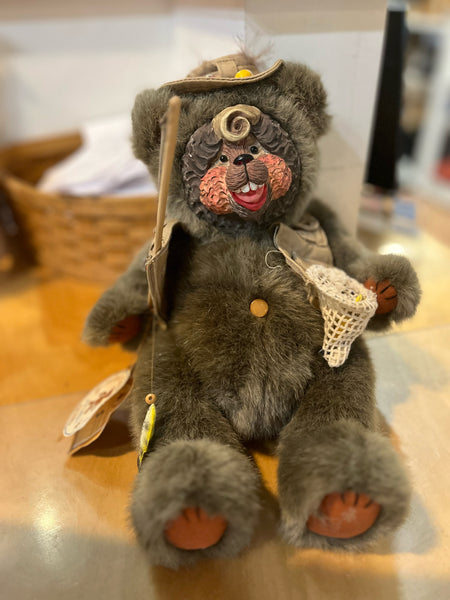 NWT Barton’s Creek Collections Fishing Bear