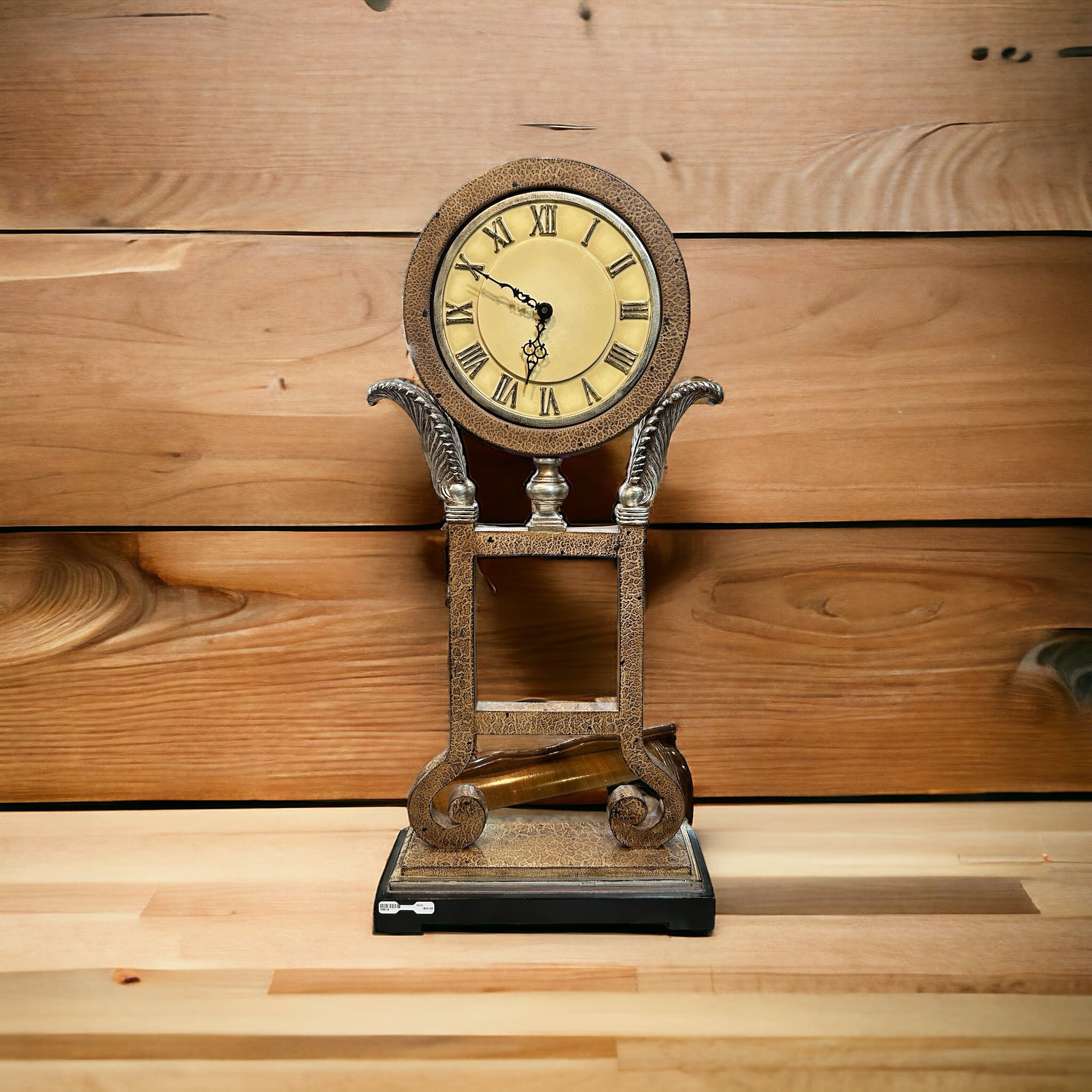 Pedestal Clock