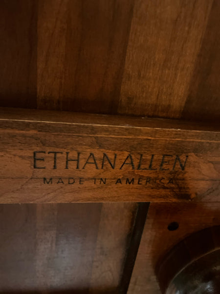 Ethan Allen "Georgian Court Round Cherry Pedestal" Table