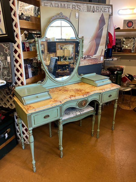 Berkey & Gay Furniture Vanity