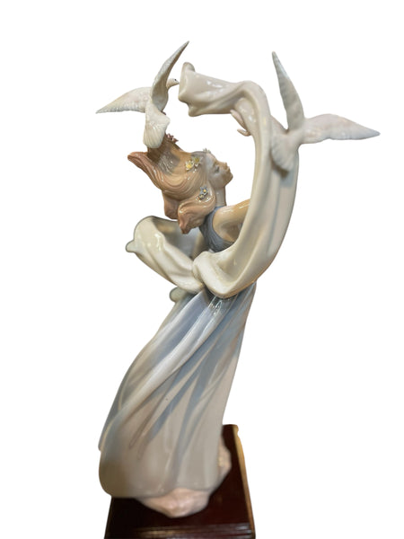 Lladro "New Horizons" Figurine