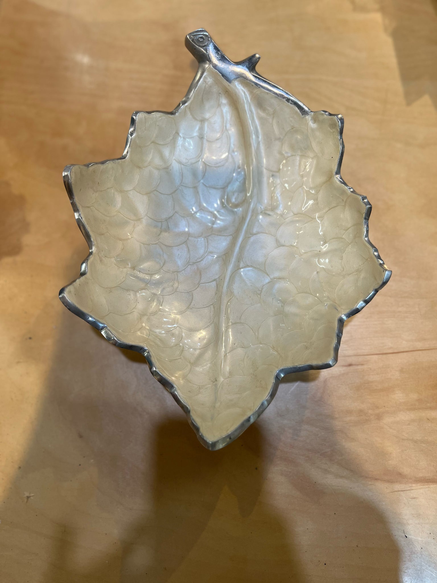 Julia Knight White Grape Leaf Bowl