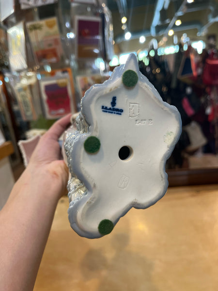 Lladro Aranjuez Little Lady Figurine