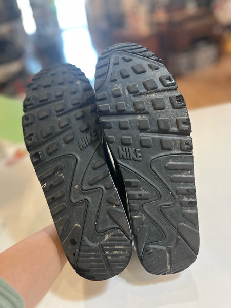 Nike Air Max 90 Sneakers