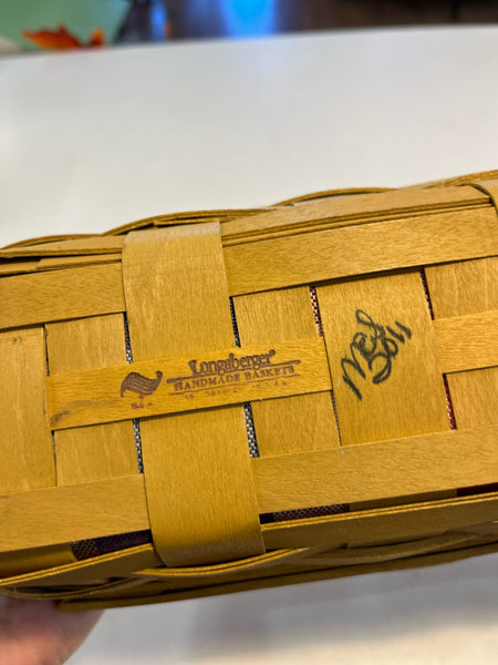 Longaberger Cracker  w/ Plaid Lining Basket