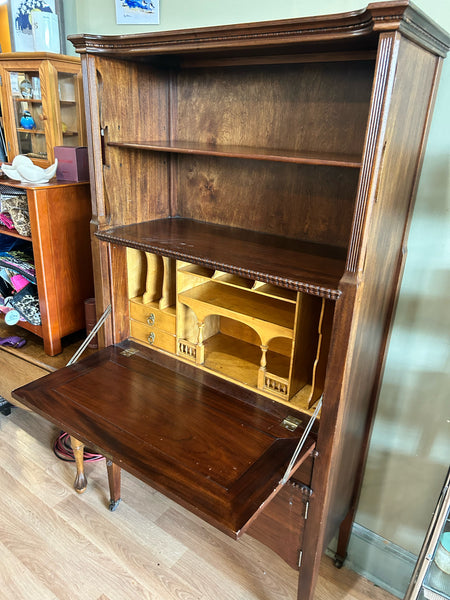 Antique Mahogany Brown Desk