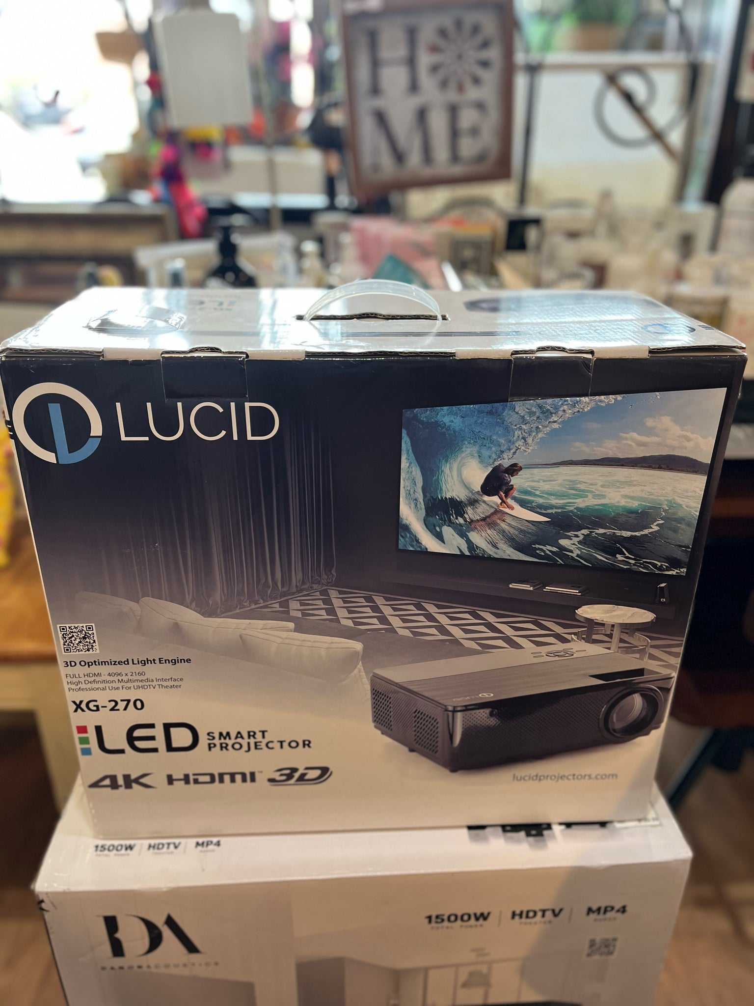 LUCID XG Digital Projector Self Lock Screen