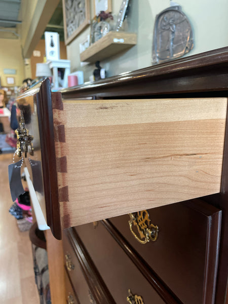 Harden Mahogany 7 Drawer Dresser