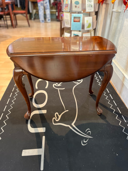 Gordon's Cherrywood Drop Leaf Queen Anne Style End Table