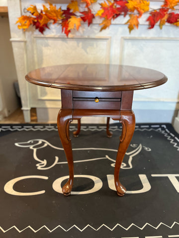 Gordon's Cherrywood Drop Leaf Queen Anne Style End Table