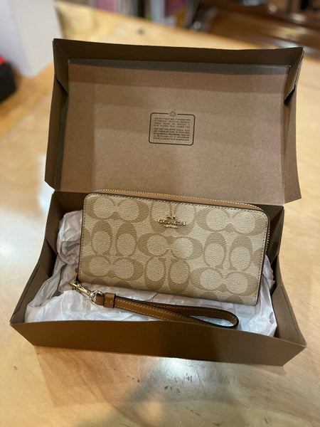 Coach Khaki Sig. Wristlet