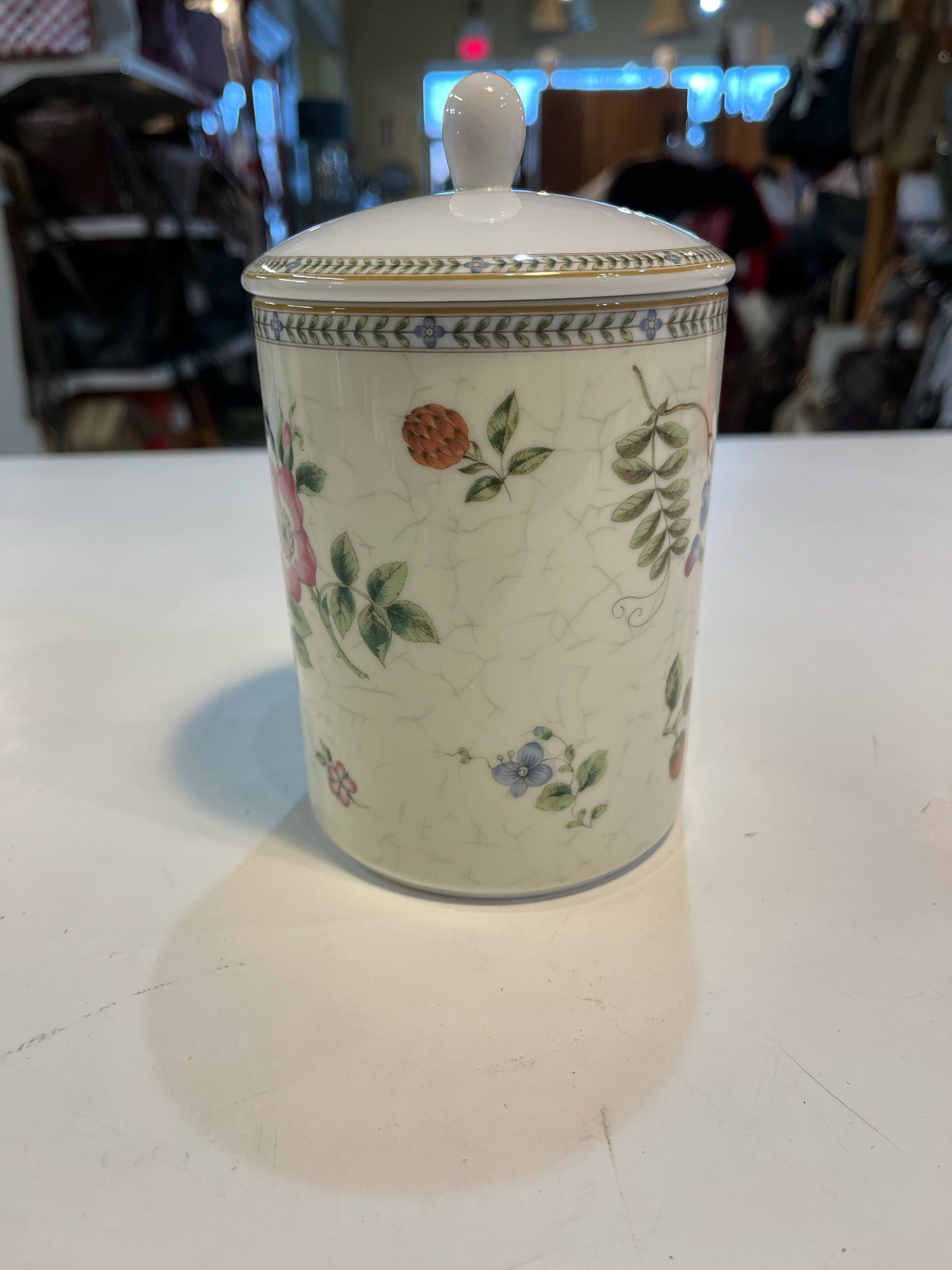 Wedgewood "Fleur" Canister