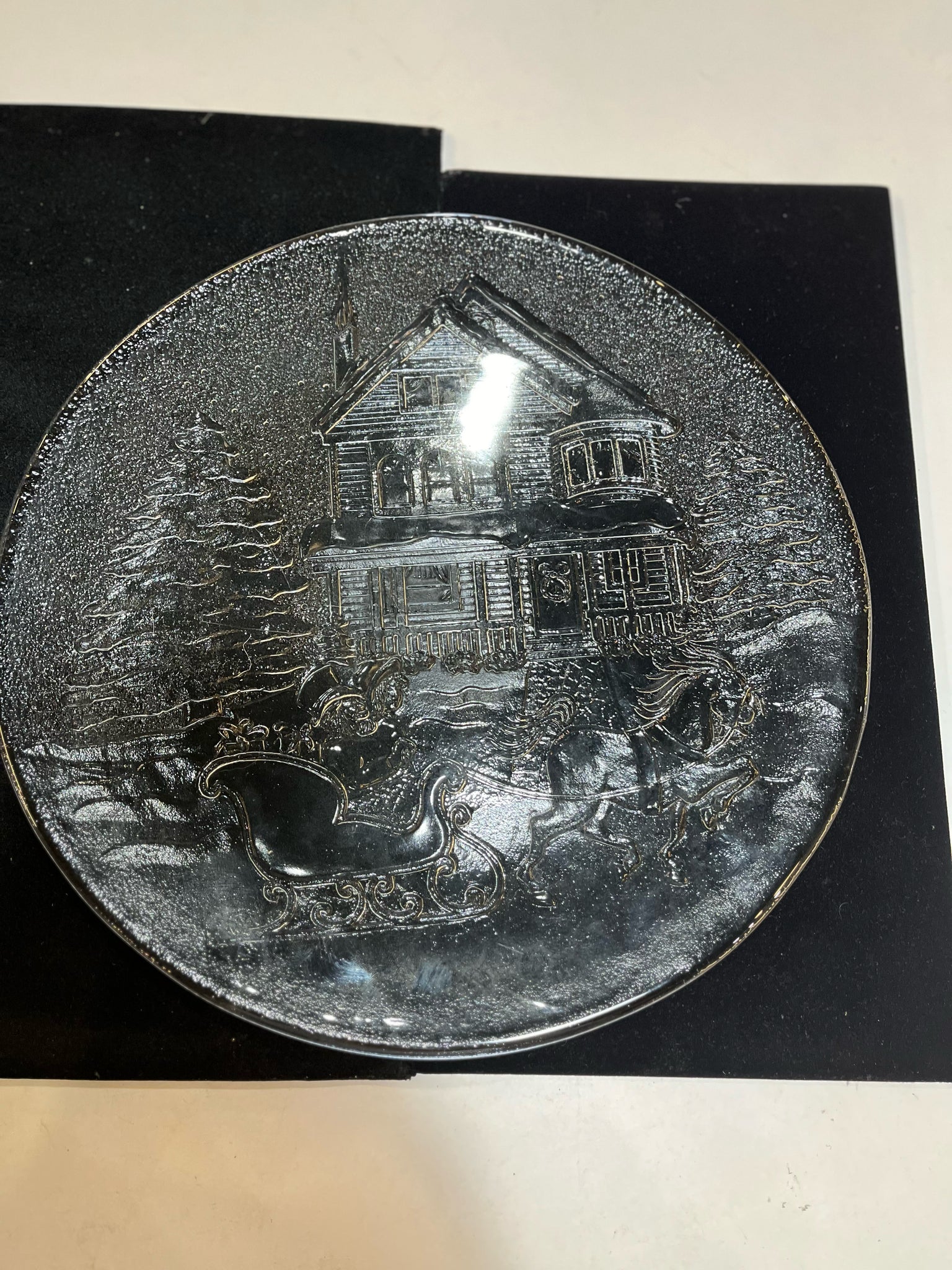 Sleigh Glass Plate