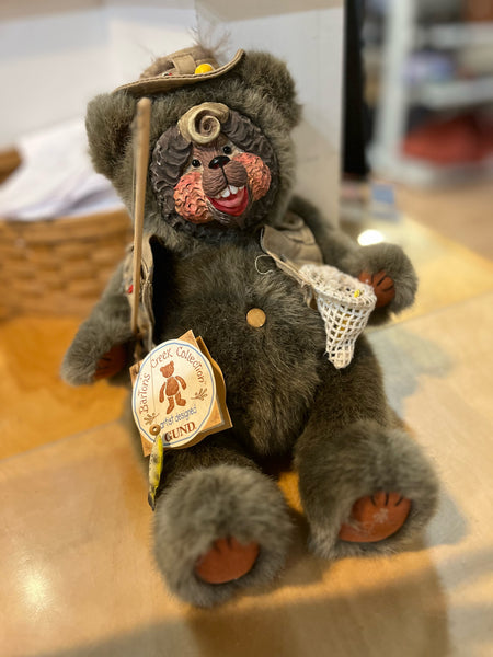 NWT Barton’s Creek Collections Fishing Bear