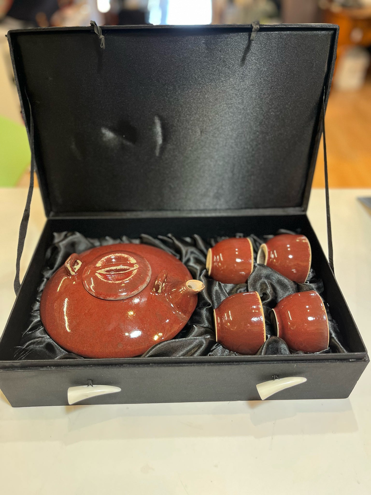 Bombay 5 Piece Oxblood Tea Set