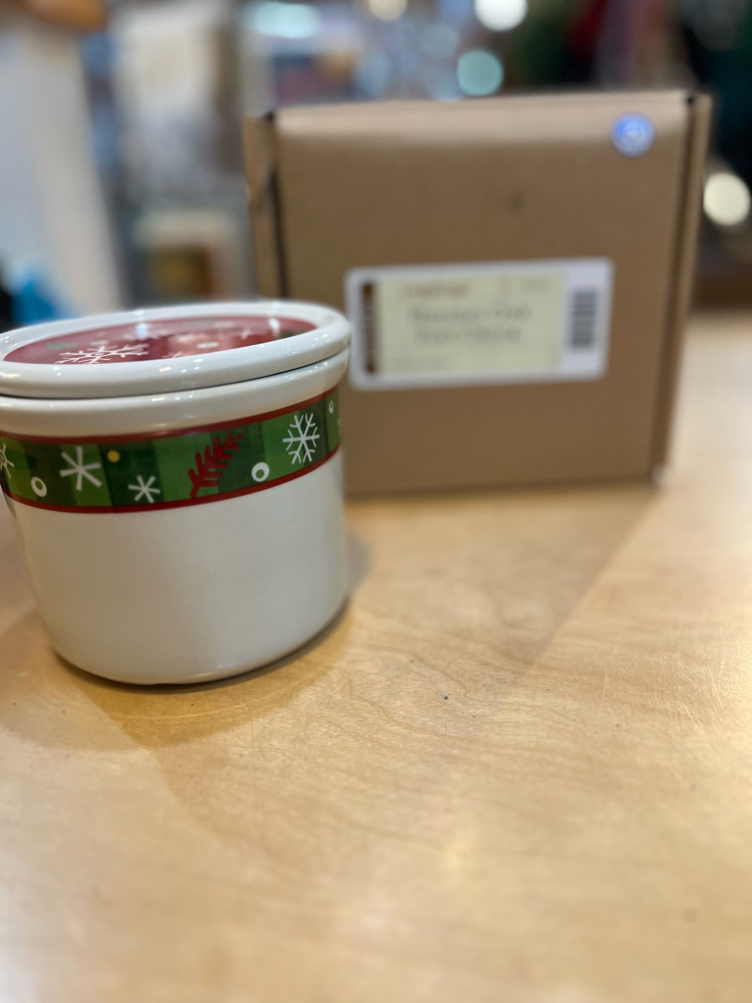 Longaberger "Holiday One Pint Crock"