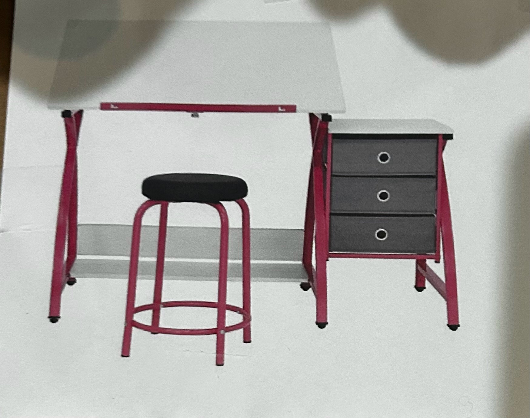 NIB Studio Designs “Venus Craft Station & Stool” Pink Desk