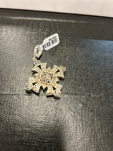 Lois Hill Cross 
Pendant