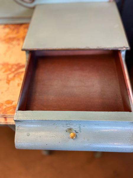 Berkey & Gay Furniture Vanity