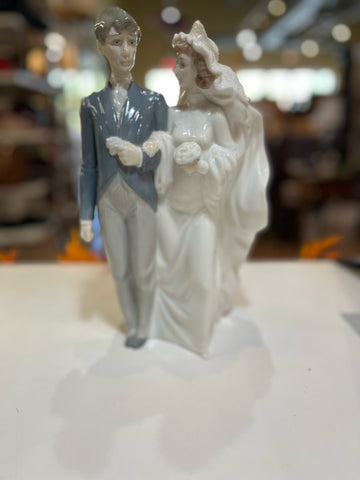 Nao Bride & Groom Wedding Cake Topper Figurine
