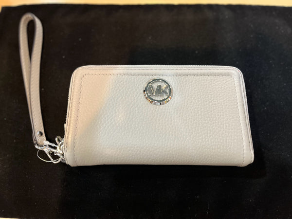 NWT Michael Kors “Fulton” Wallet