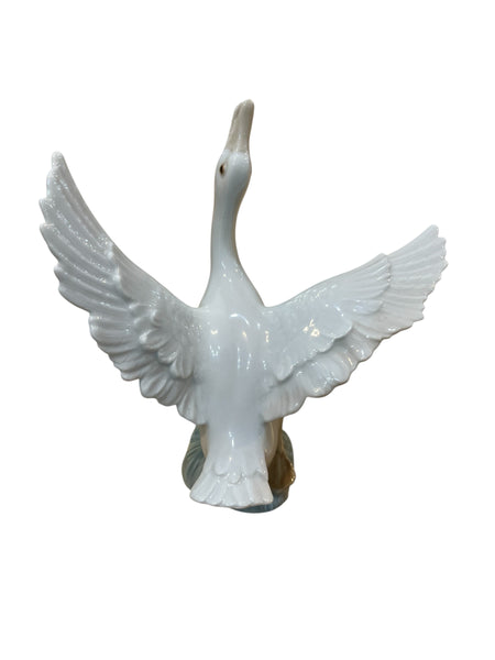 Lladro “Duck taking Flight” Figurine