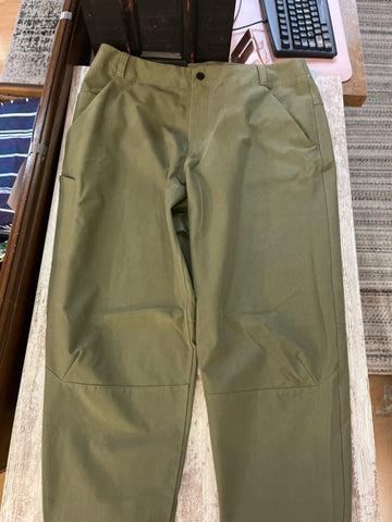 New Lululemon Green Pants