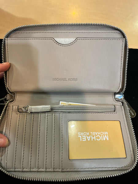 NWT Michael Kors “Fulton” Wallet