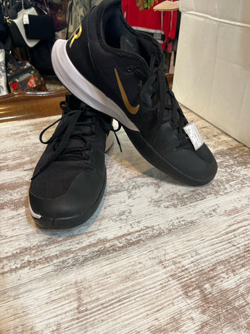 12 Jordan Black Sneakers