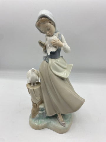 Lladro Girl with Doves Figurine