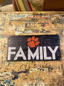 “Family” Wildcat Sign